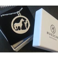 Collar personalizado con Silueta enmarcada plata de ley