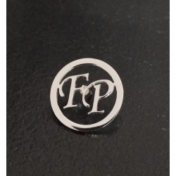 Pin de iniciales enmarcadas  plata de ley
