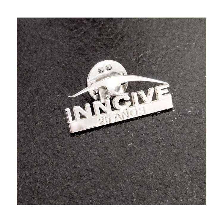 Pins publicitarios marcas contorneadas