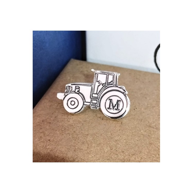 Pin Tractor en plata de ley
