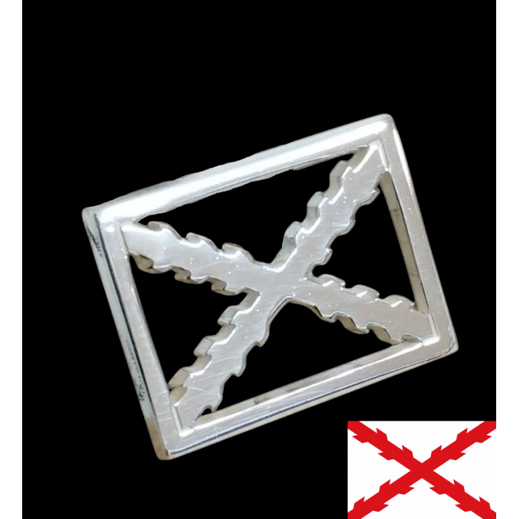 Pin Cruz de borgoña enmarcada en plata de ley Pin Cruz de borgoña enmarcada en plata de ley