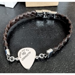 Pulsera Personalizada pieza de plata de ley grabada y cuero