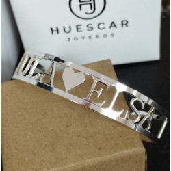 Brazalete con nombre personalizado en plata de ley hecho a mano