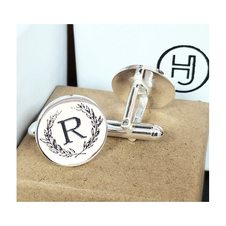 Gemelos personalizados de iniciales talladas plata de ley