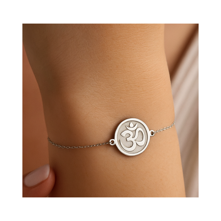 Pulsera namasté en relieve plata de ley