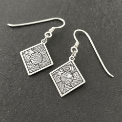 Pendientes personalizados Frikis y originales plata de ley