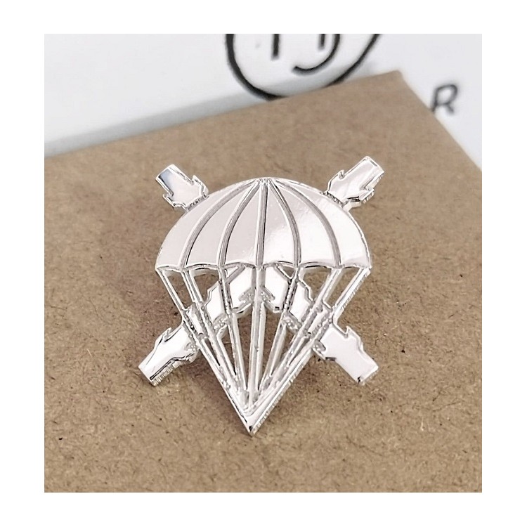 Insignia BRIPAR ( brigada paracaidista) en plata de ley