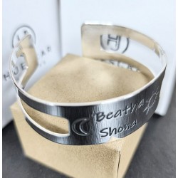 Brazalete  personalizado en plata de ley hecho a mano