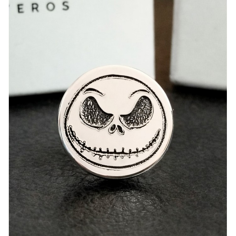 Pin pesadilla en plata de ley