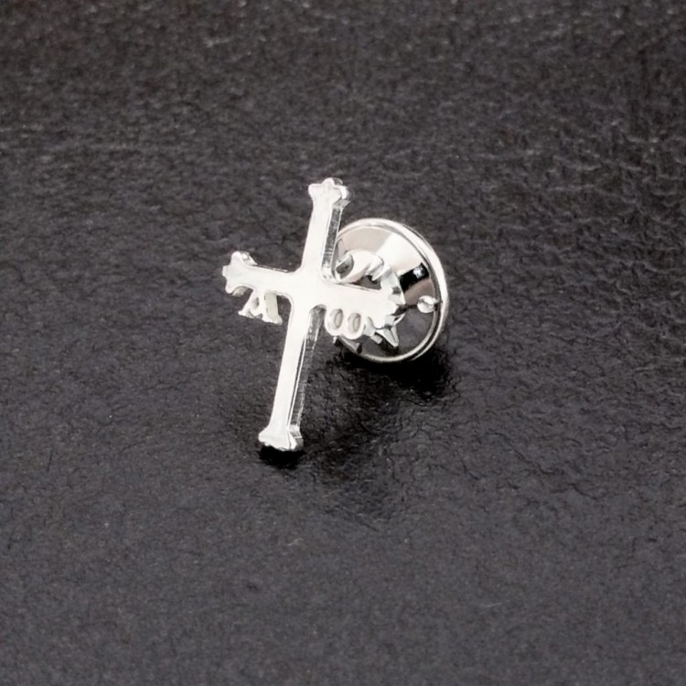 Pin cruz Asturias en plata de ley
