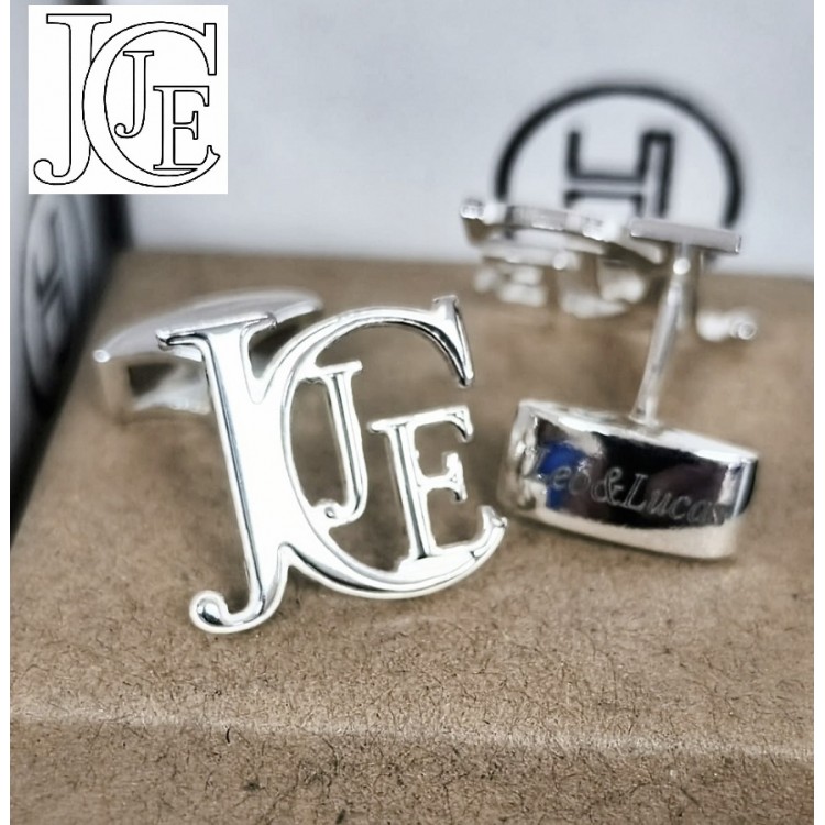 Gemelos con su diseño de 3-4 iniciales plata de ley