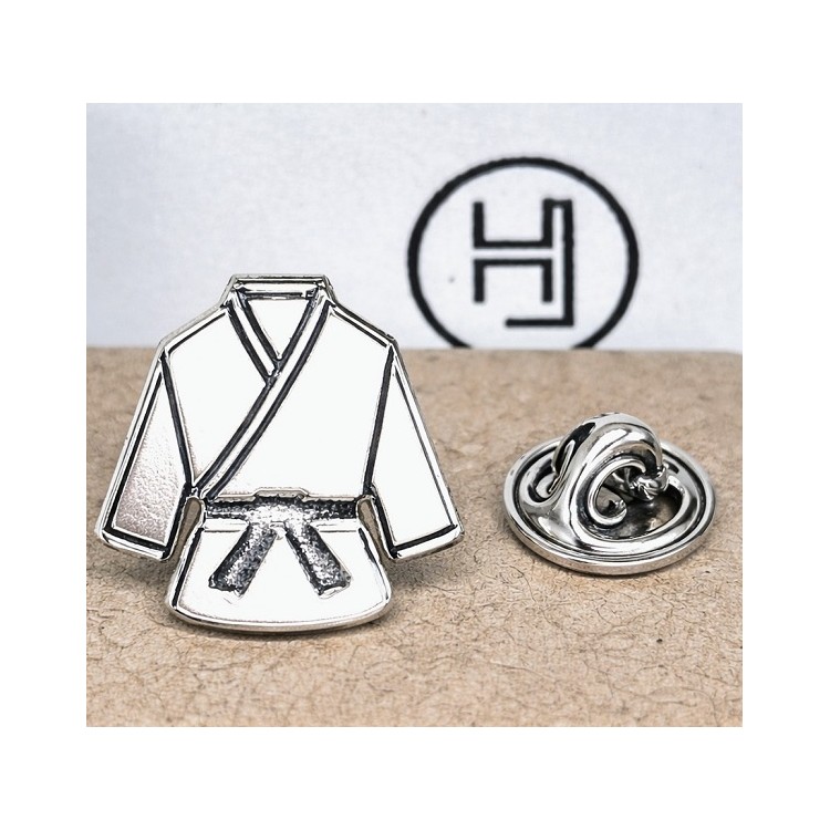 Pin kimono artes marciales plata de ley