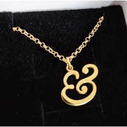 Colgantes de letras (2) con su diseño chapado oro