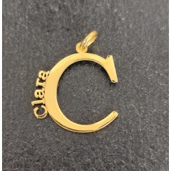 Colgantes iniciales y nombres chapado oro