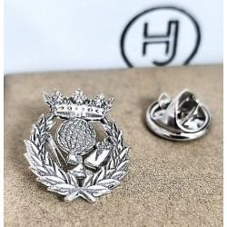 Pin de Magisterio en plata de ley