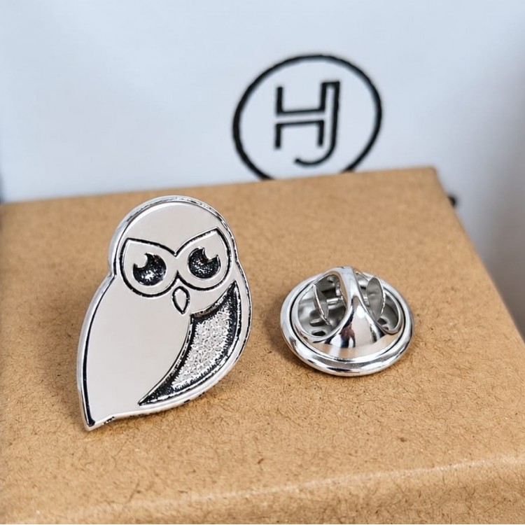 Pin buho de la suerte plata de ley